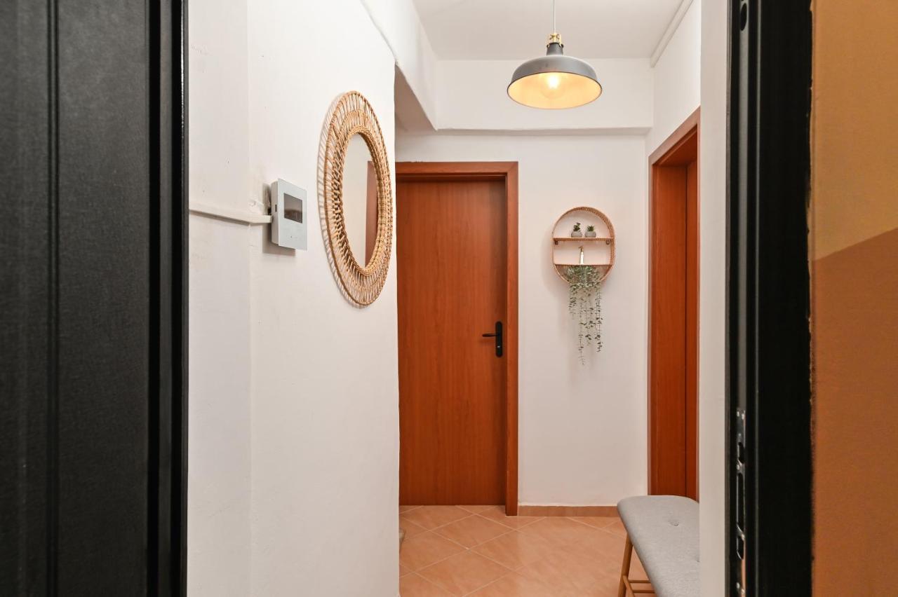 Cosy&Art 1Bd Apartment Next To Slaveykov Square Sofia Exterior photo